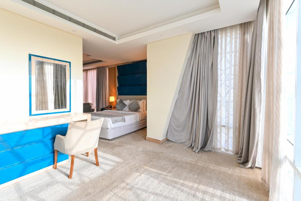 Al Mansour Suites Hotel Ad-Dauha Zewnętrze zdjęcie