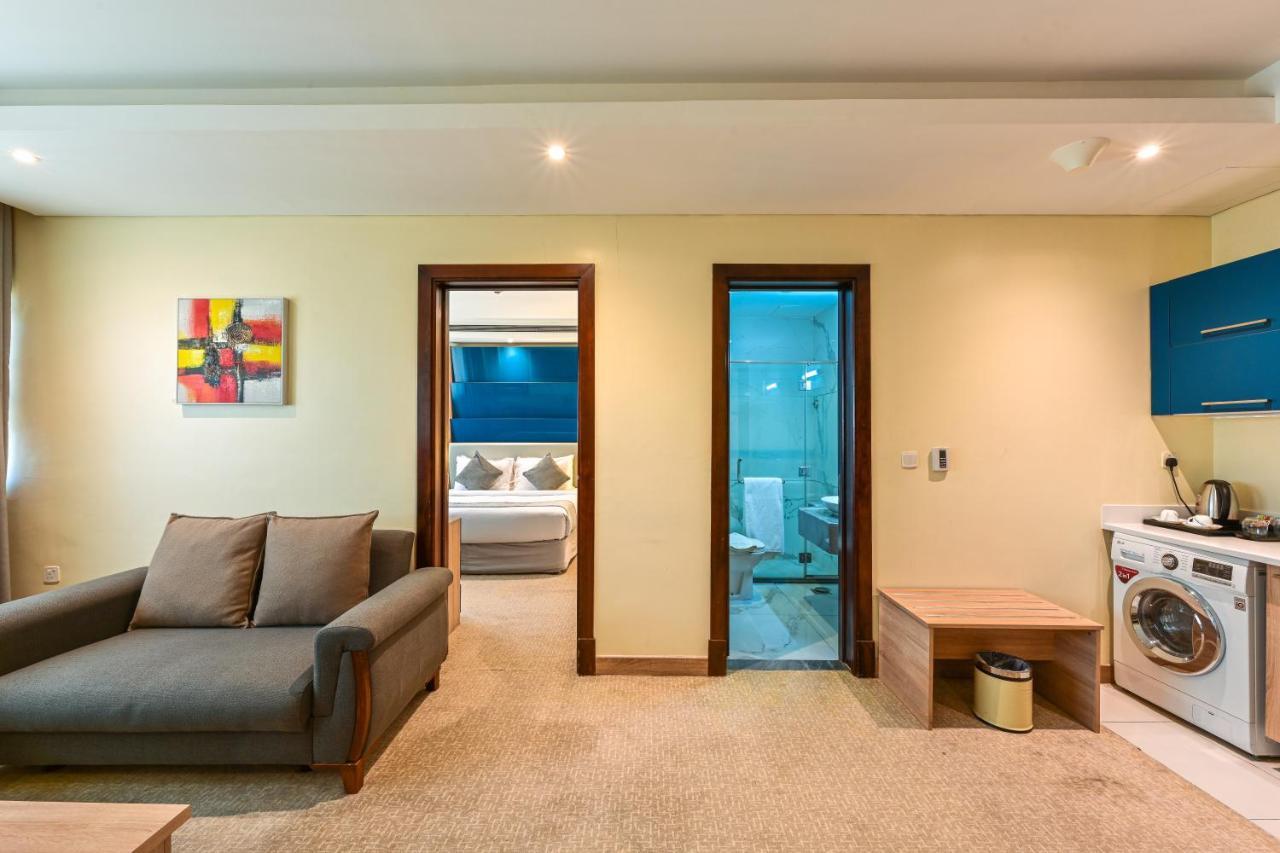 Al Mansour Suites Hotel Ad-Dauha Zewnętrze zdjęcie