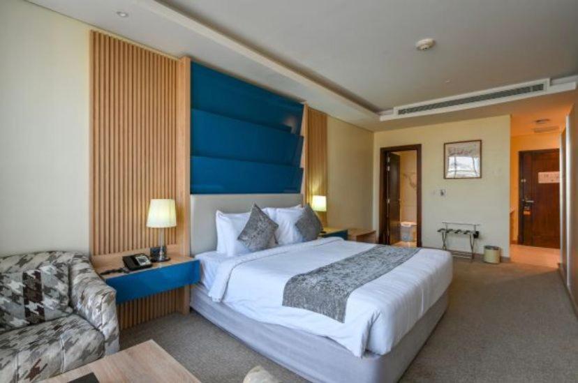 Al Mansour Suites Hotel Ad-Dauha Zewnętrze zdjęcie